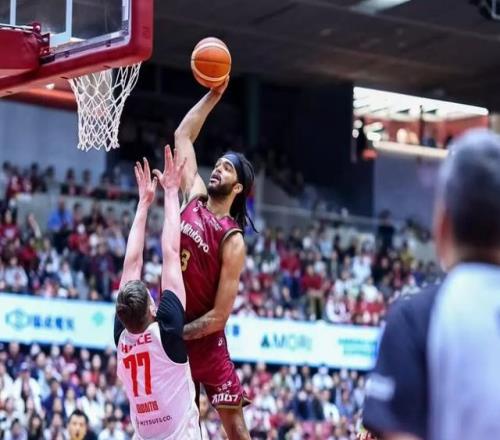 蒋圣龙,沙特之战优,势尽失红牌,乐鱼体育,乐鱼体育官网,乐鱼体育官方,乐鱼体育下载