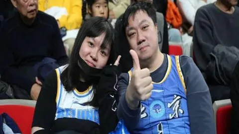 松岛辉空遭遇球场惊魂：鸟粪袭击球馆，赛前焦虑情绪加重